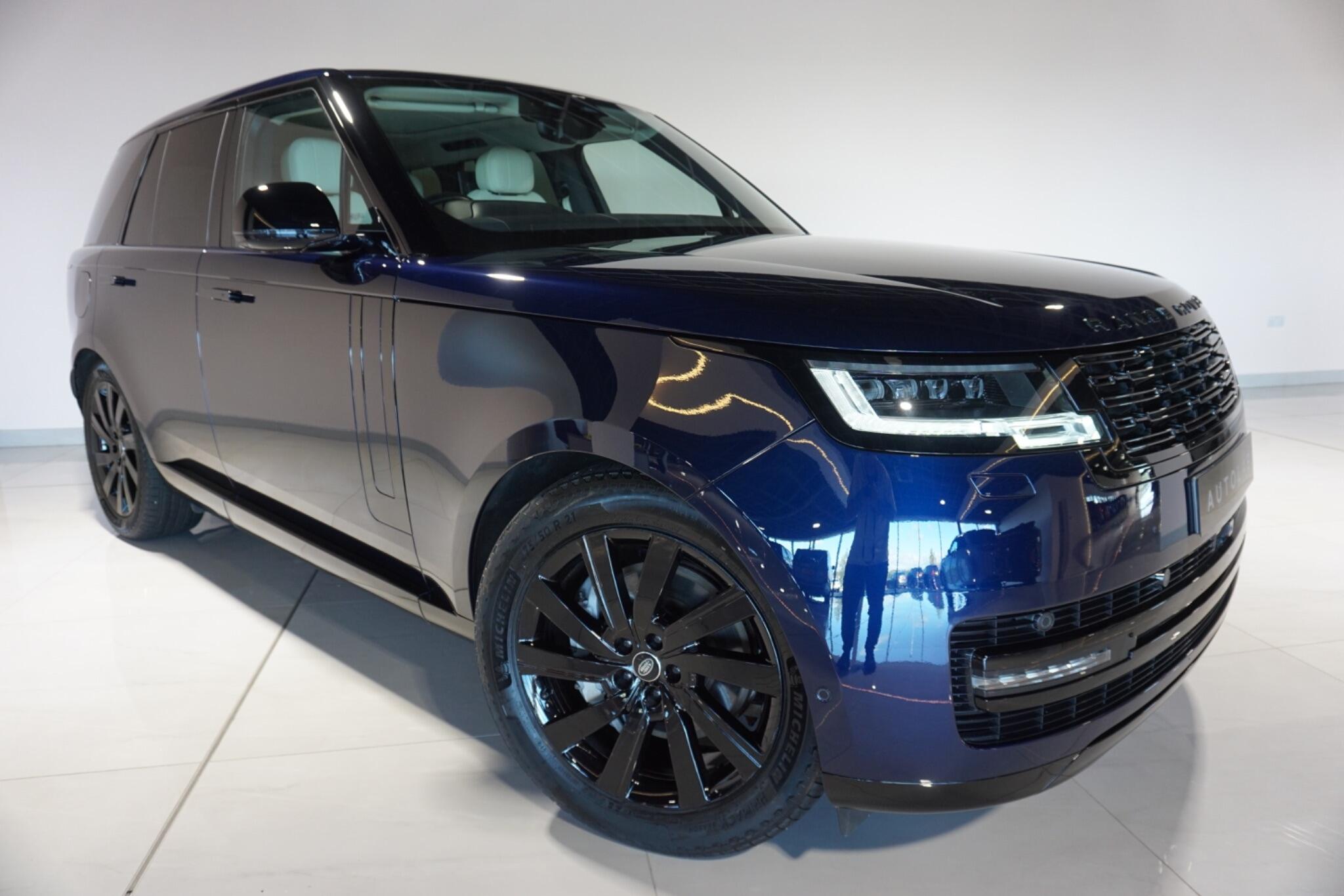 Land Rover Range Rover 3.0 D300 MHEV SE SUV 5dr Diesel Auto 4WD Euro 6 (s/s) (300 ps)